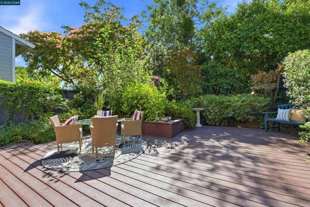 1442 Quail View Cir, Walnut Creek, CA 94597