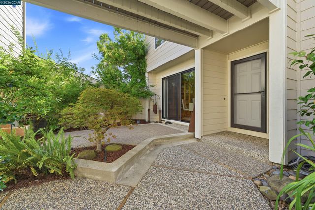 1442 Quail View Cir, Walnut Creek, CA 94597