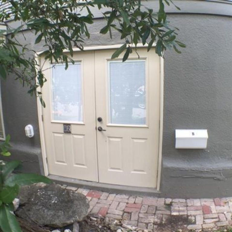 1111 W Nueces ST 2B, Austin, TX 78701
