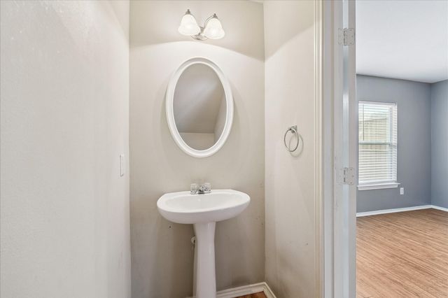 7007 Woodridge Square Drive, Houston, TX 77087