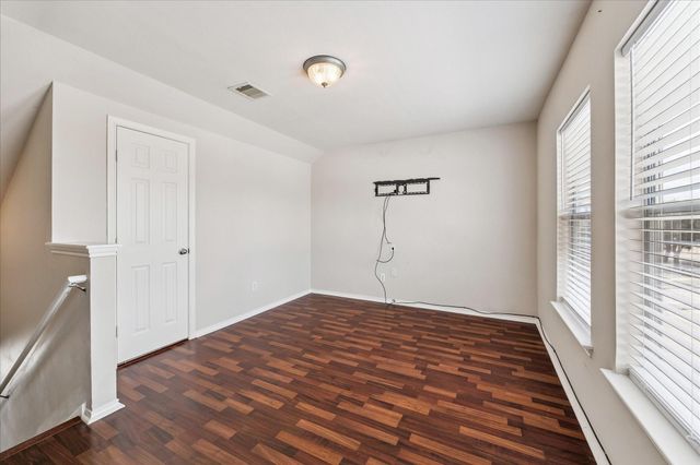 7007 Woodridge Square Drive, Houston, TX 77087