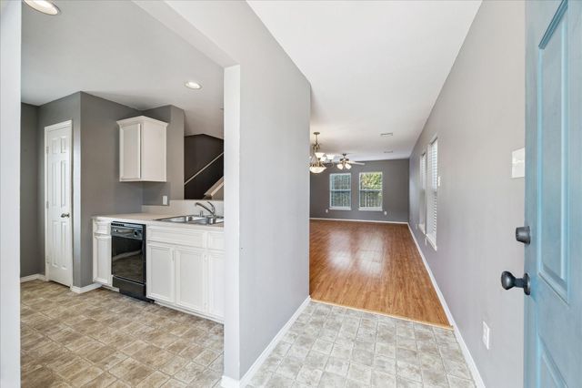 7007 Woodridge Square Drive, Houston, TX 77087