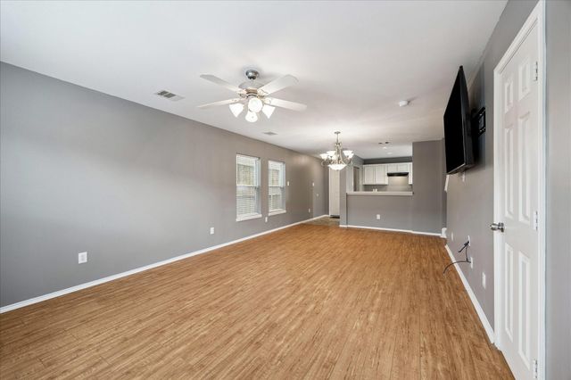 7007 Woodridge Square Drive, Houston, TX 77087