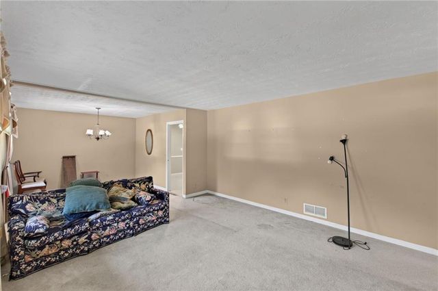 15 Highlane Drive, Stockbridge, GA 30281