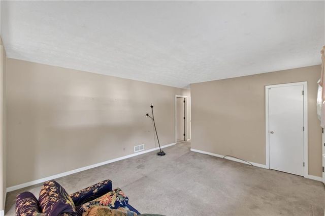 15 Highlane Drive, Stockbridge, GA 30281