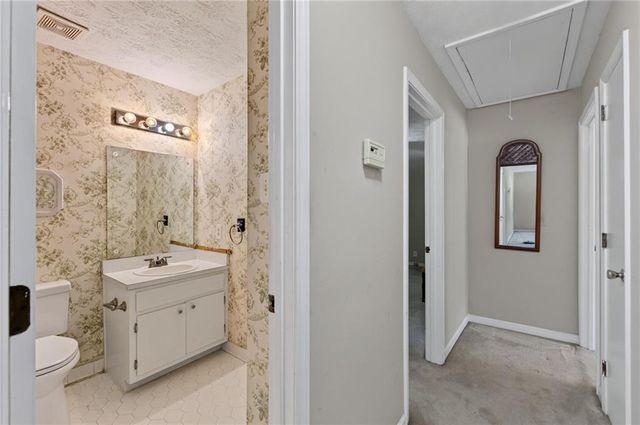 15 Highlane Drive, Stockbridge, GA 30281