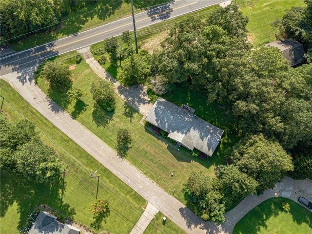 15 Highlane Drive, Stockbridge, GA 30281