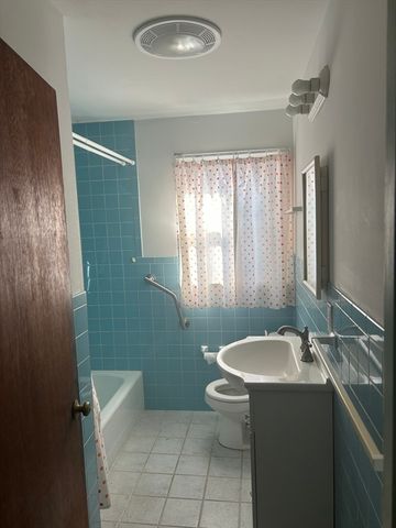 88 Muriel Terrace, Haverhill, MA 01835