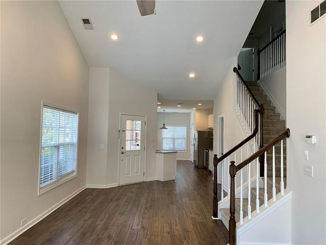 1733 Oakbrook Lane NW B, Kennesaw, GA 30152