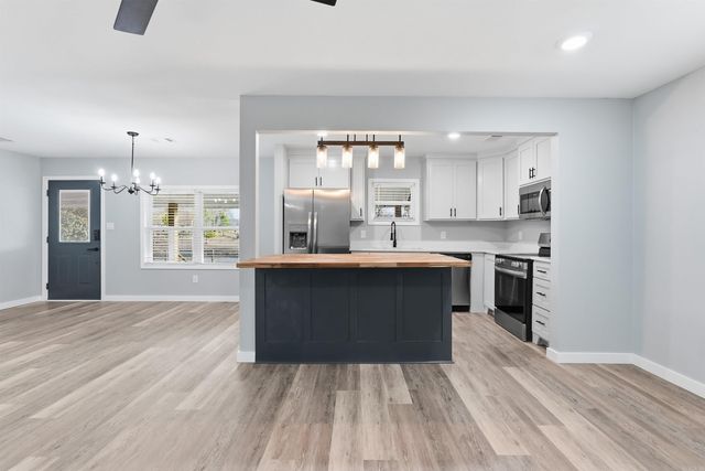 464 Fleetwood Drive, Hot Springs, AR 71913