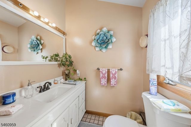 3 Fairview Ave, South River Boro, NJ 08882