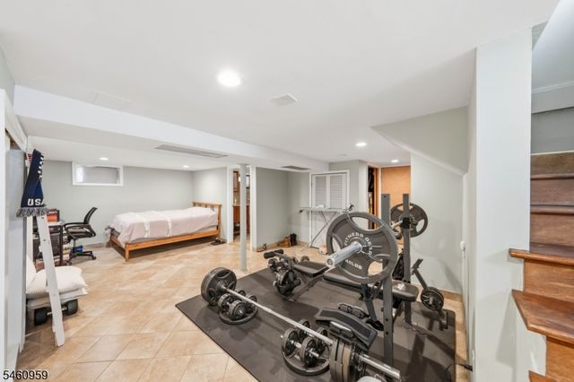 3 Fairview Ave, South River Boro, NJ 08882