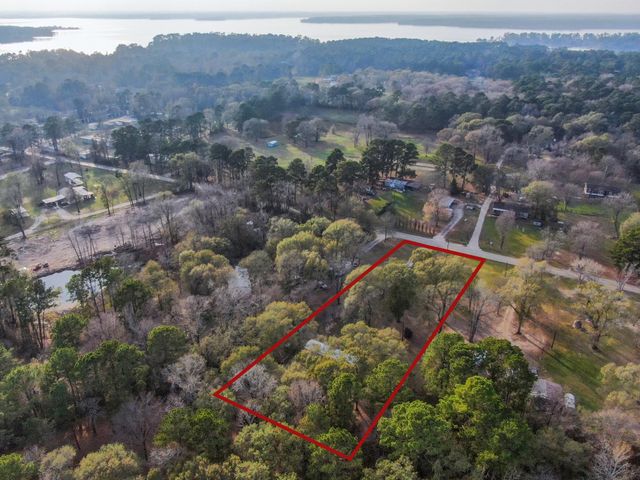 14363 Shepard Hill Road, Willis, TX 77318