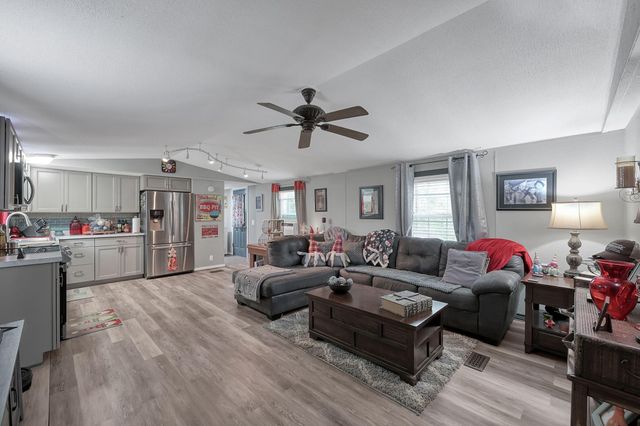 14363 Shepard Hill Road, Willis, TX 77318