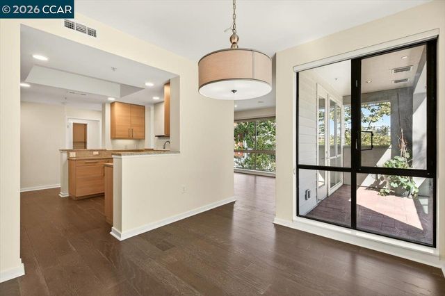 1655 N California Blvd 156, Walnut Creek, CA 94596