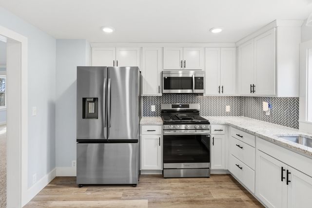 8750 N Riverview Drive, Cooper Twp, MI 49004