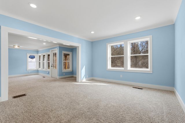 8750 N Riverview Drive, Cooper Twp, MI 49004