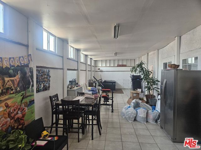 4922 W 104th Street, Inglewood, CA 90304