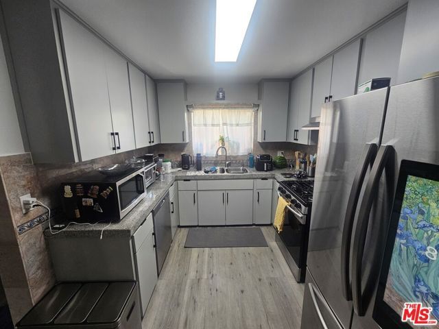 4922 W 104th Street, Inglewood, CA 90304