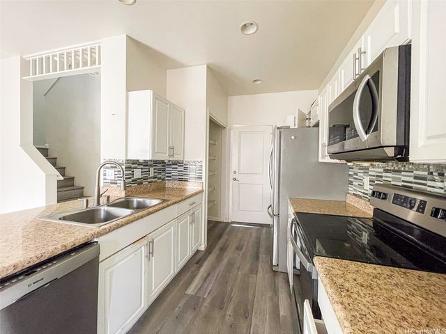 91-1001 Keaunui Drive 111, Ewa Beach, HI 96706