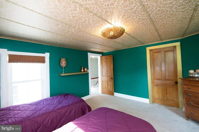 105 WEST END AVE, Cambridge, MD 21613