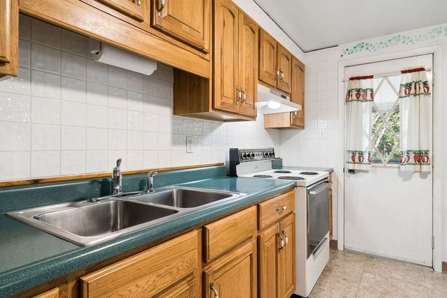 1361 Conway STREET, Hempfield Twp, PA 15601