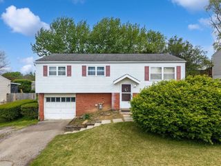 1361 Conway STREET, Hempfield Twp, PA 15601