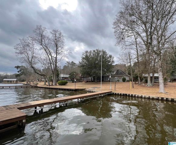 258 COUNTY ROAD 473, Clanton, AL 35046