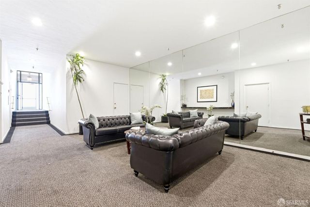 1820 Vallejo Street 202, San Francisco, CA 94123