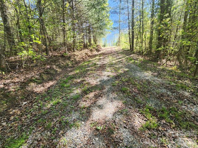 889 Firefly Trail, Marshall, NC 28753