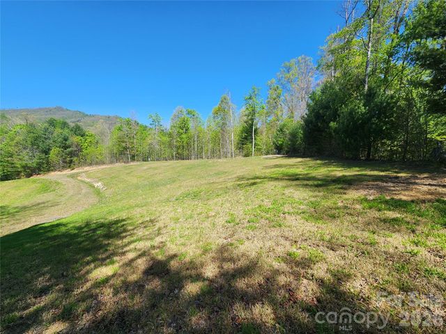 889 Firefly Trail, Marshall, NC 28753