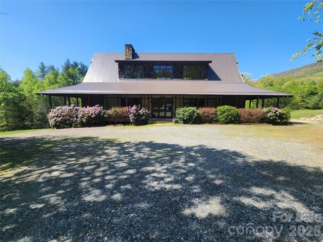 889 Firefly Trail, Marshall, NC 28753