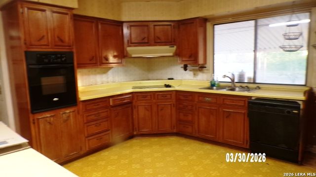 620 E Main, Karnes City, TX 78118