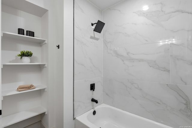 12502 Stillwater Creek, San Antonio, TX 78254