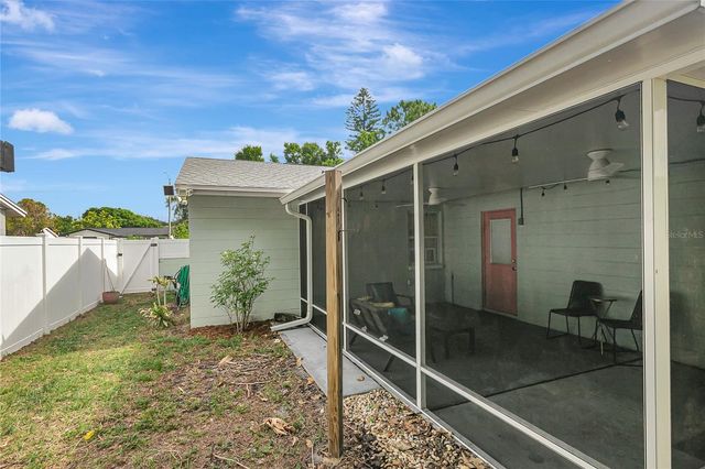 4012 12TH AVENUE N, St Petersburg, FL 33713