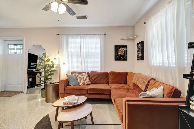 4012 12TH AVENUE N, St Petersburg, FL 33713