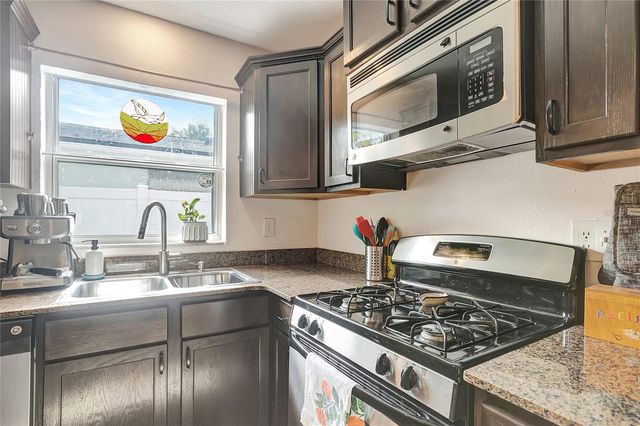 4012 12TH AVENUE N, St Petersburg, FL 33713
