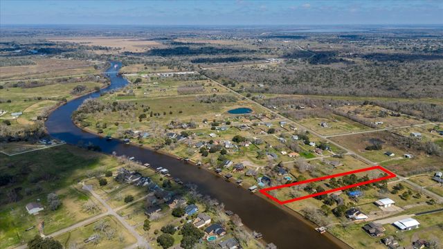 19834 County Road 510, Brazoria, TX 77422