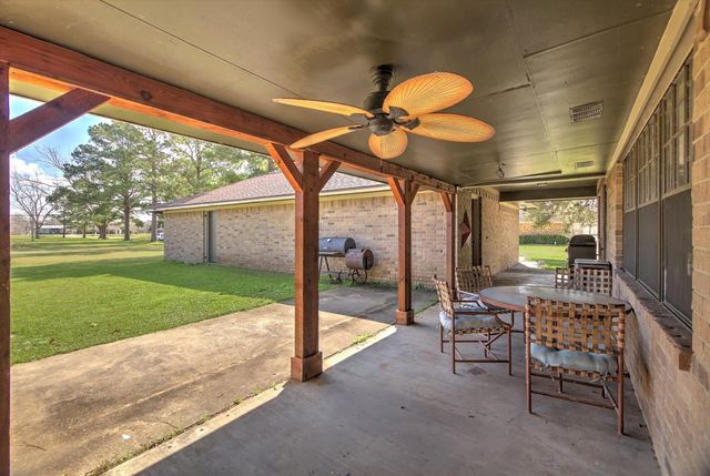 19834 County Road 510, Brazoria, TX 77422