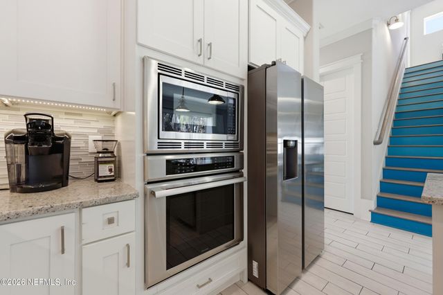 562 14TH Avenue S, Jacksonville Beach, FL 32250