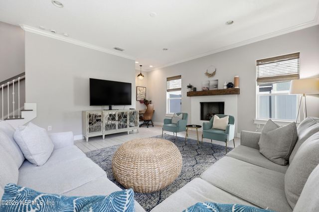 562 14TH Avenue S, Jacksonville Beach, FL 32250