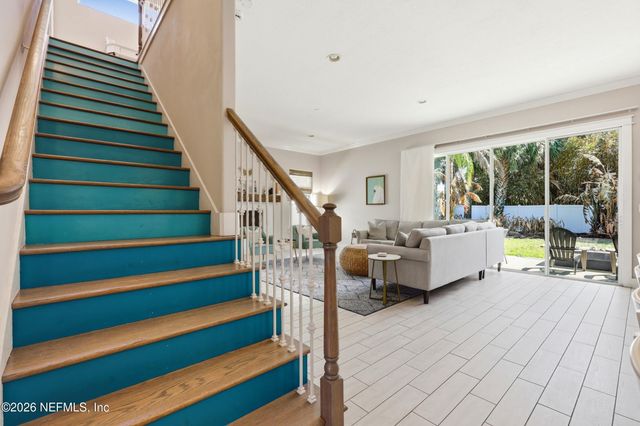 562 14TH Avenue S, Jacksonville Beach, FL 32250