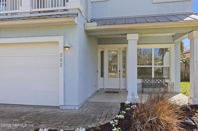 562 14TH Avenue S, Jacksonville Beach, FL 32250