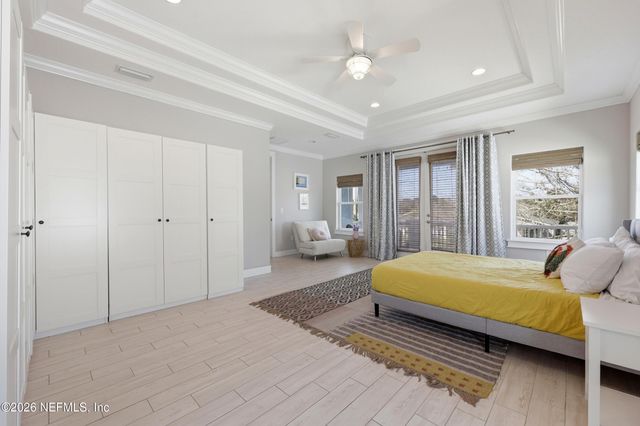 562 14TH Avenue S, Jacksonville Beach, FL 32250