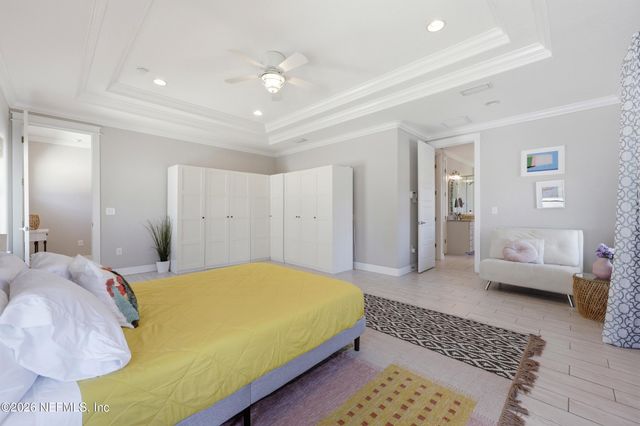 562 14TH Avenue S, Jacksonville Beach, FL 32250