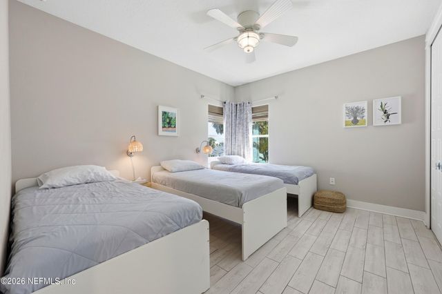 562 14TH Avenue S, Jacksonville Beach, FL 32250