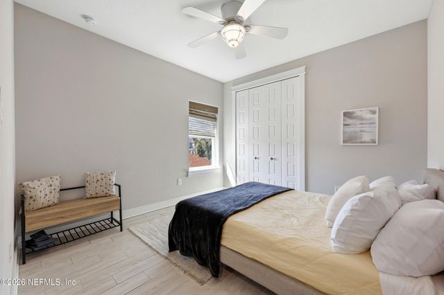 562 14TH Avenue S, Jacksonville Beach, FL 32250