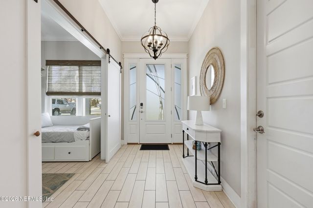 562 14TH Avenue S, Jacksonville Beach, FL 32250