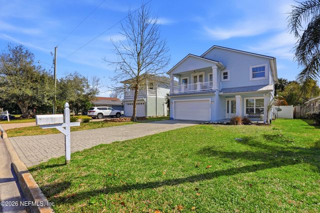 562 14TH Avenue S, Jacksonville Beach, FL 32250