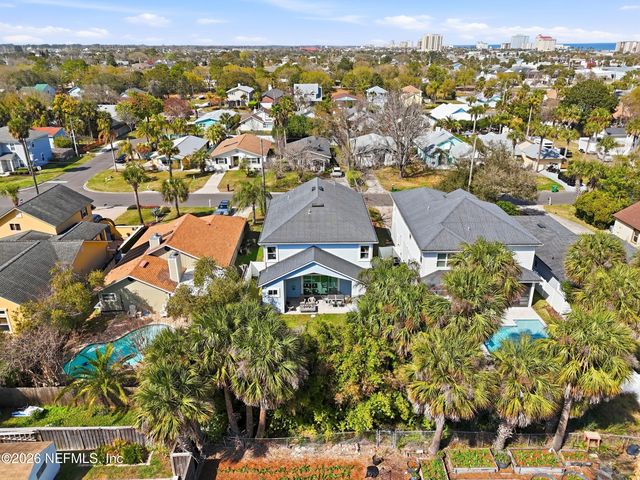 562 14TH Avenue S, Jacksonville Beach, FL 32250